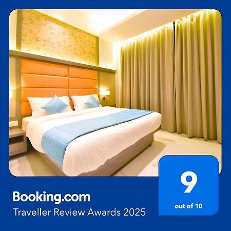 Glitz Hotels La Dahlia - Premium Thane Exterior foto